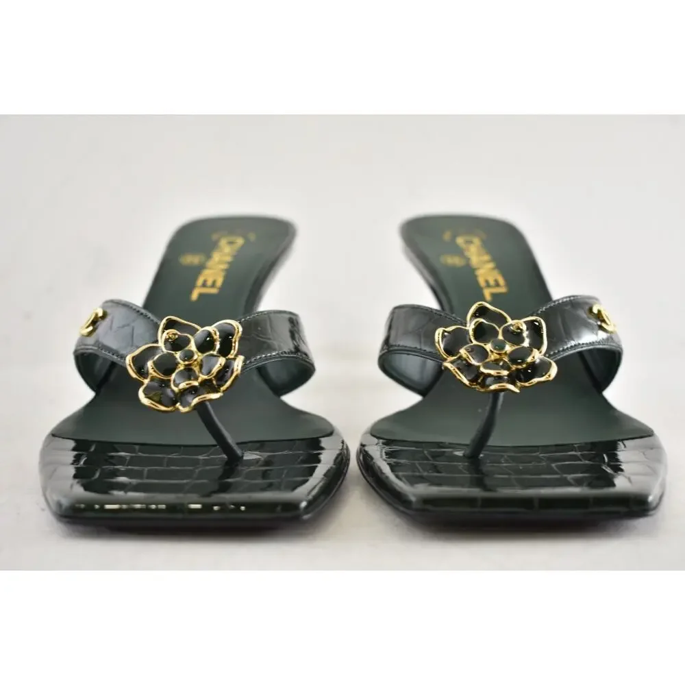 Chanel 26A Green Crocodile Croc CC Flower Backless Mule Heel Thong Sandal 40